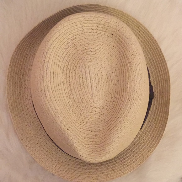 SOLD - Hat Chic Cuban Style Hat - Picture 8 of 8